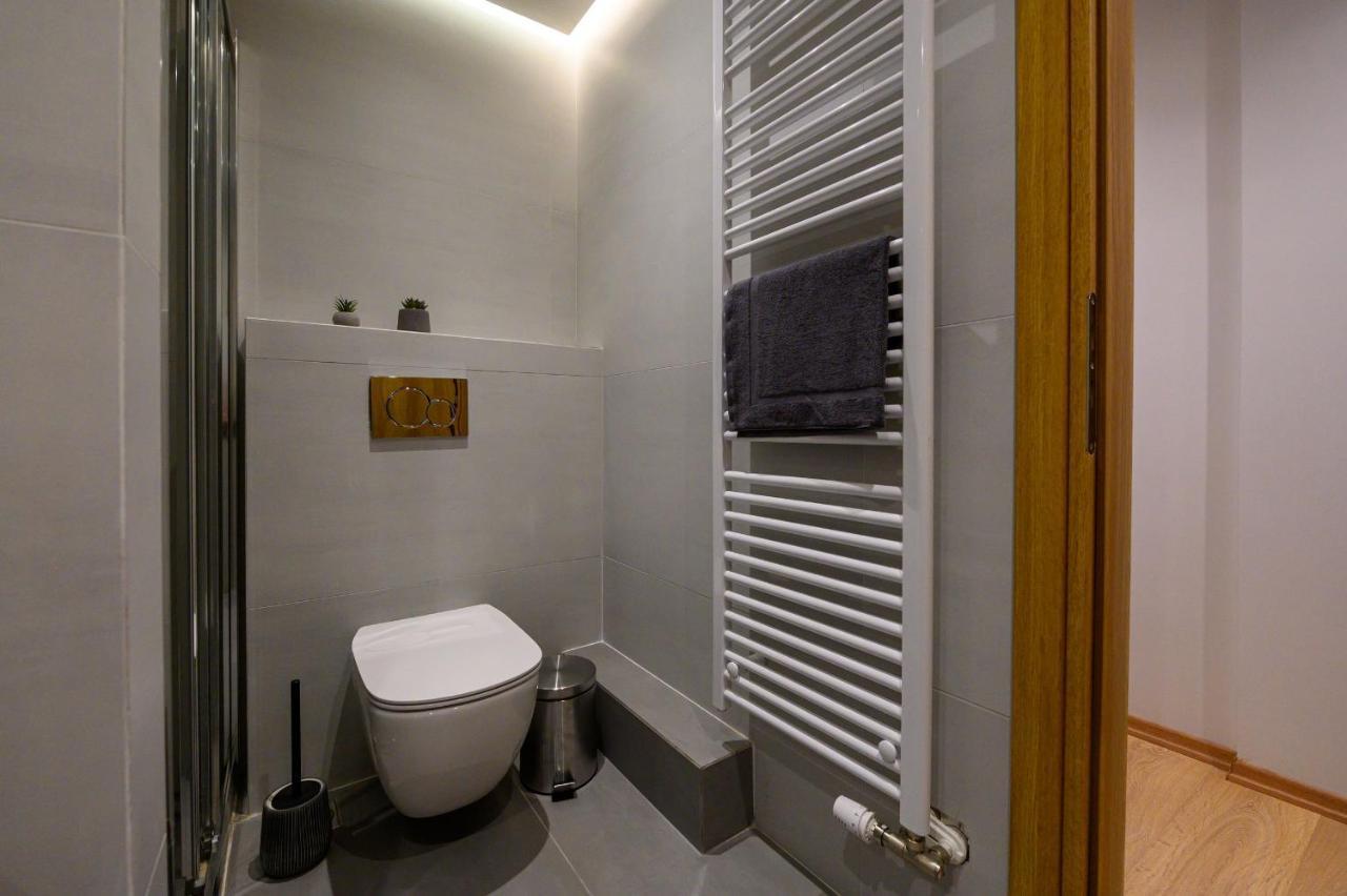 Plato 88 Apartment Kalamata Exterior photo