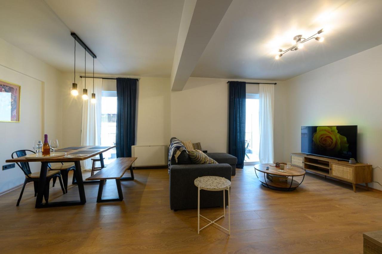 Plato 88 Apartment Kalamata Exterior photo